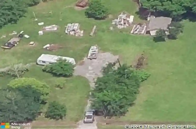 1028 leblanc st, orange,  TX 77630