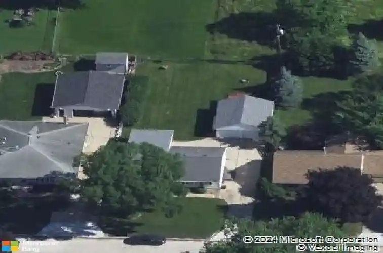 742 43rd st ne, cedar rapids,  IA 52402