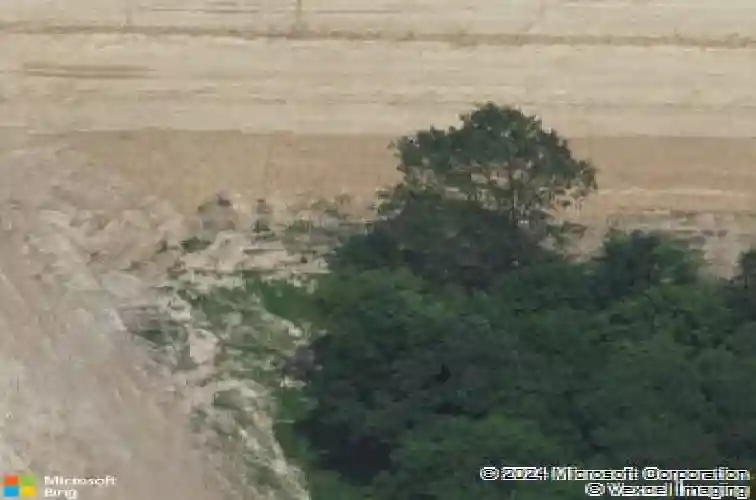 3073 dell ridge ln, hiawatha,  IA 52233