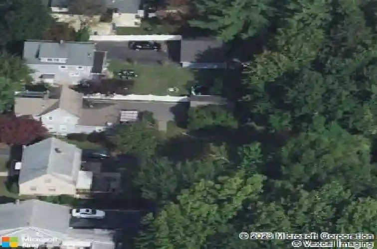 131 n prospect ave, bergenfield,  NJ 07621