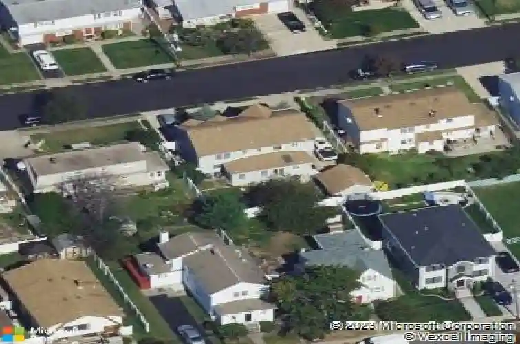 178 lee st, elmwood park,  NJ 07407