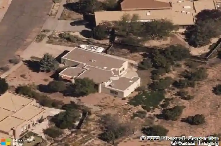 2913 canada del humo, santa fe,  NM 87505