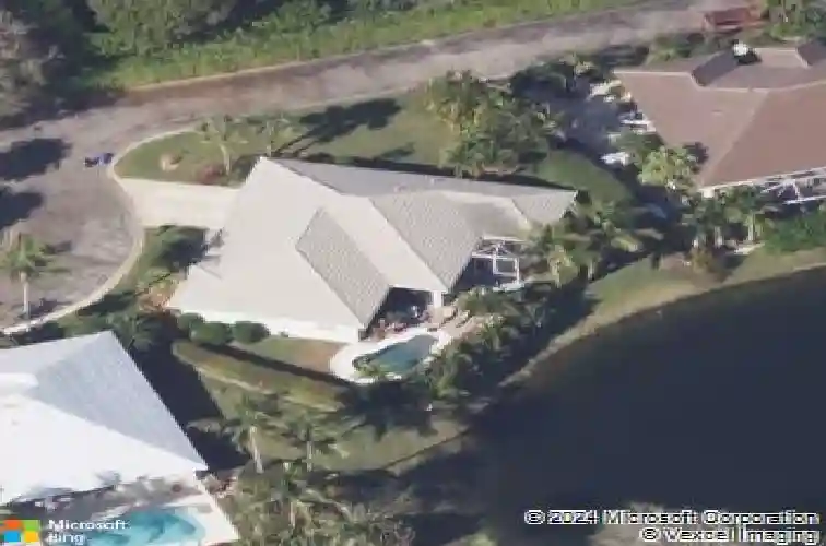 8020 se waterway dr, hobe sound,  FL 33455