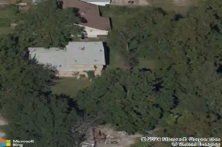 6713 college ave, kansas city,  MO 64132