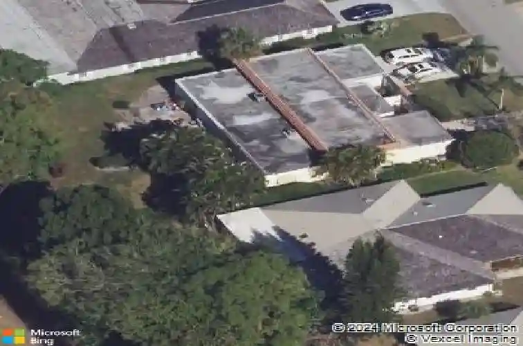 3922 se fairway w, stuart,  FL 34997