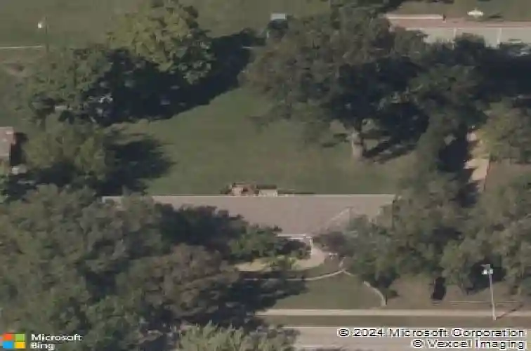 2308 w 95th st, leawood,  KS 66206