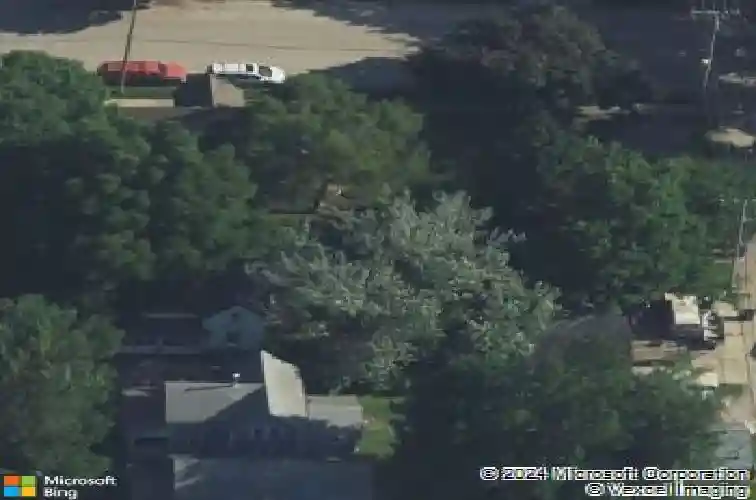 1005 10th st sw, cedar rapids,  IA 52404