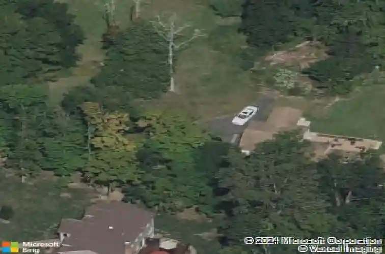 36 carlough rd, upper saddle river,  NJ 07458