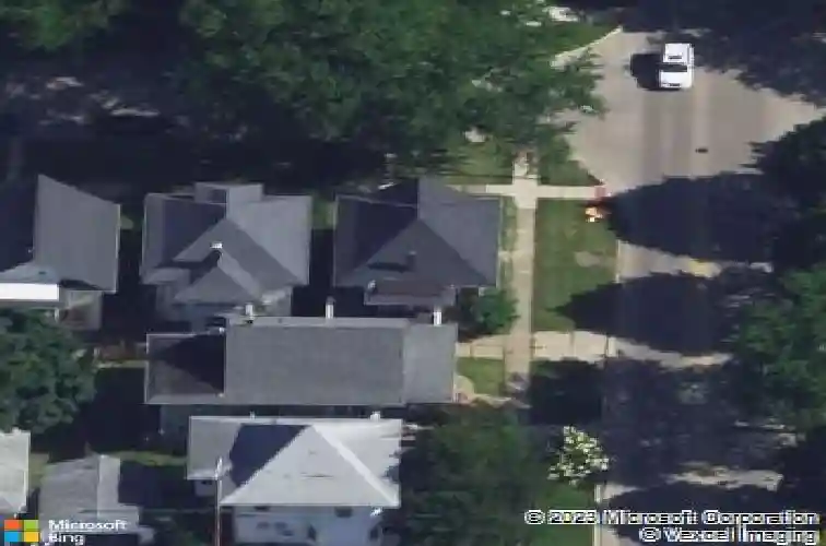 1841 washington ave se, cedar rapids,  IA 52403