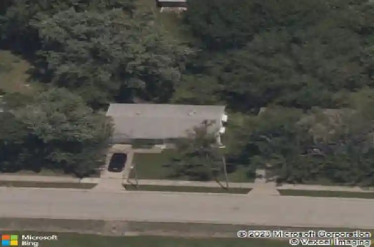 7712 e 52nd ter, kansas city,  MO 64129