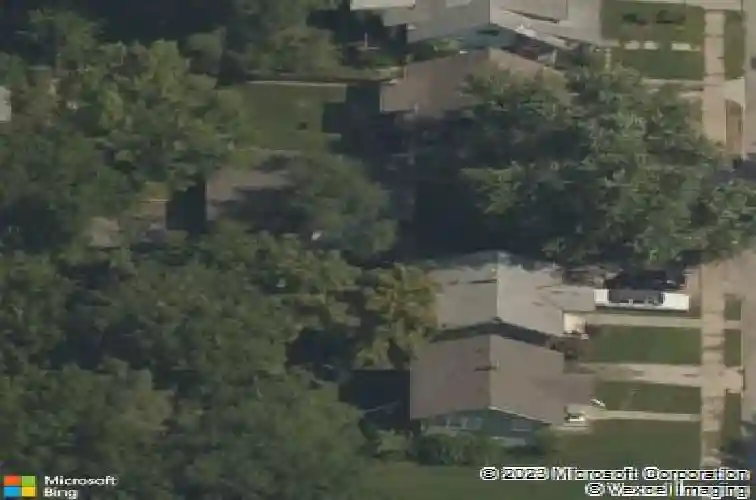 3320 spruce ave, kansas city,  MO 64128