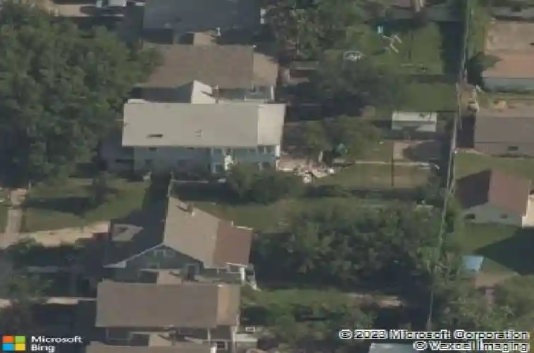 121 n lawn ave, kansas city,  MO 64123