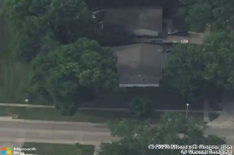 36 cherry hill rd nw, cedar rapids,  IA 52405