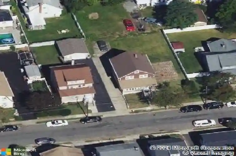 49 intervale rd, teaneck,  NJ 07666