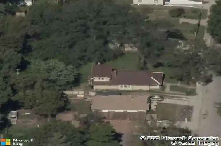 7122 bales ave, kansas city,  MO 64132