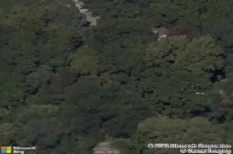 3303 ne 43rd st, kansas city,  MO 64117