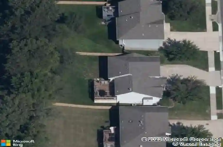 1127 se eastridge dr, blue springs,  MO 64014