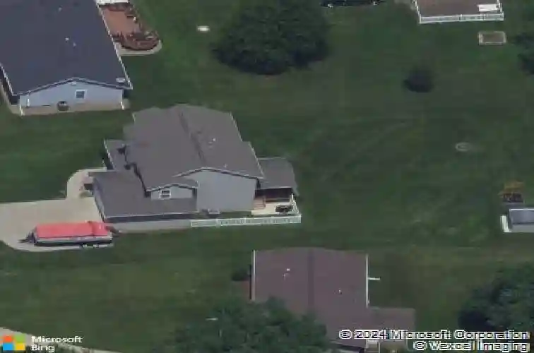 595 kervin ct, robins,  IA 52328