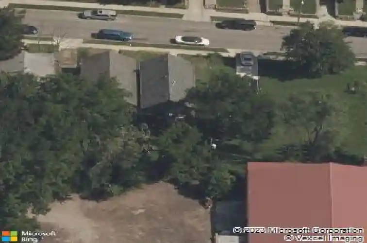 6039 e 14th st, kansas city,  MO 64126