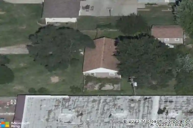 1227 n jesse james rd, excelsior springs,  MO 64024
