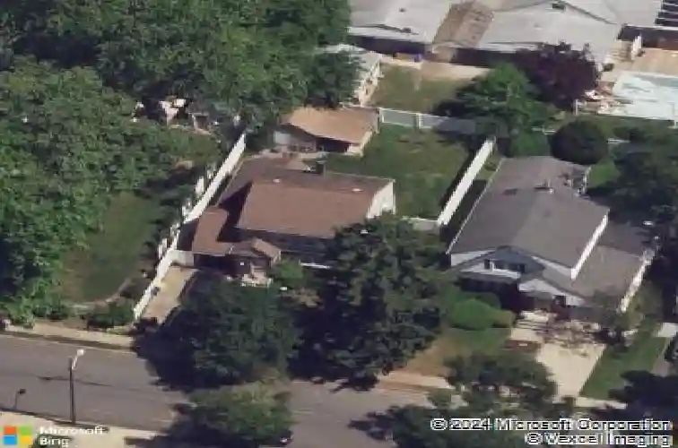 49 walnut st, teaneck,  NJ 07666