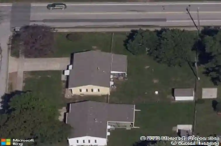 1313 n cedar crest dr, independence,  MO 64056