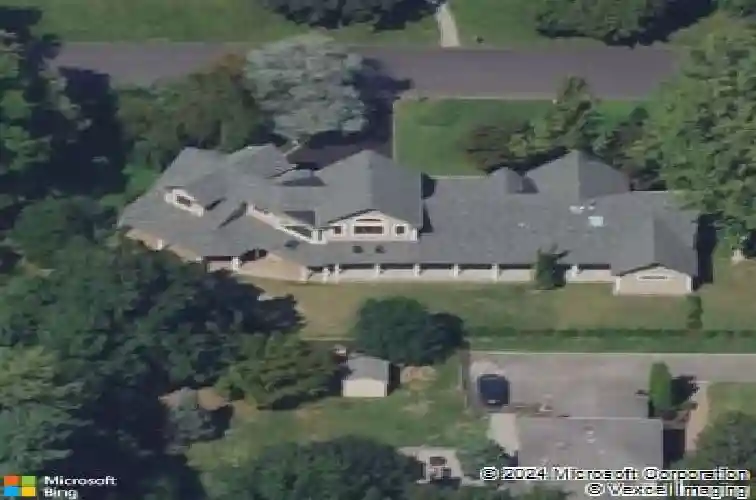 60 shaw rd, woodcliff lake,  NJ 07677