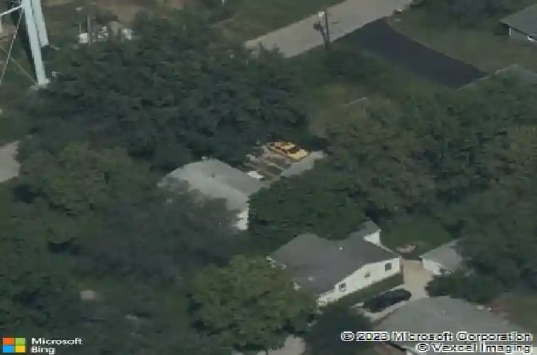  east saint louis,  IL 62206