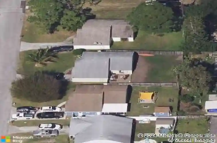 5855 se mitzi ln, stuart,  FL 34997