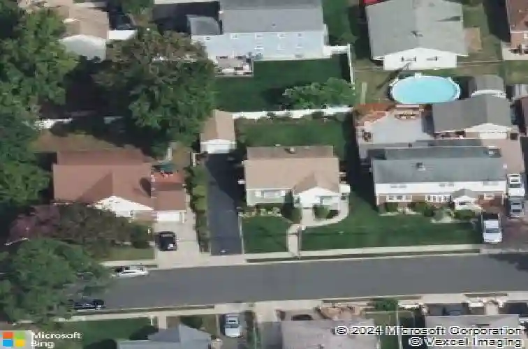 203 phelps ave, bergenfield,  NJ 07621