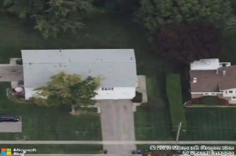 4211 dennis ln, brunswick,  OH 44212