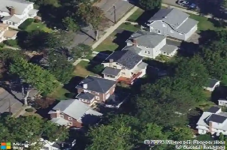 1485 gaylord ter, teaneck,  NJ 07666