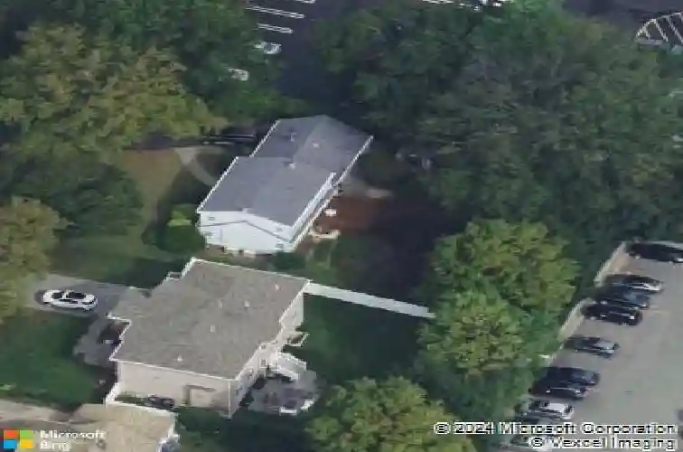 286 herbert pl, paramus,  NJ 07652