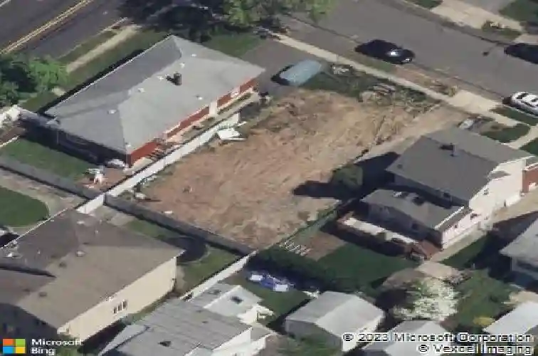 688 maple ave, ridgefield,  NJ 07657