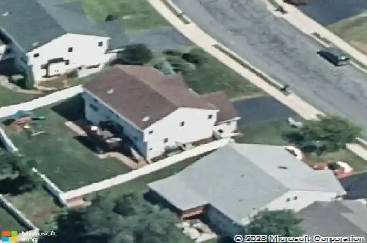 1006 meadow dr, reading,  PA 19605