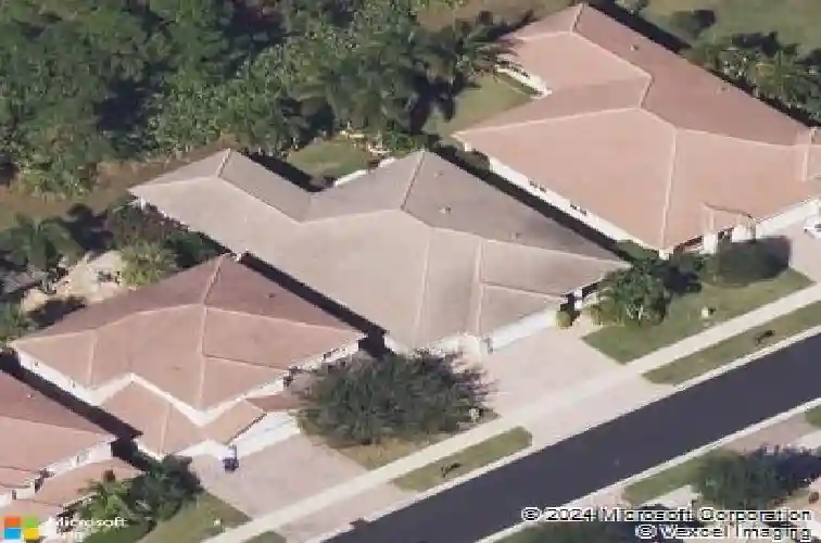 7618 se heritage blvd, hobe sound,  FL 33455