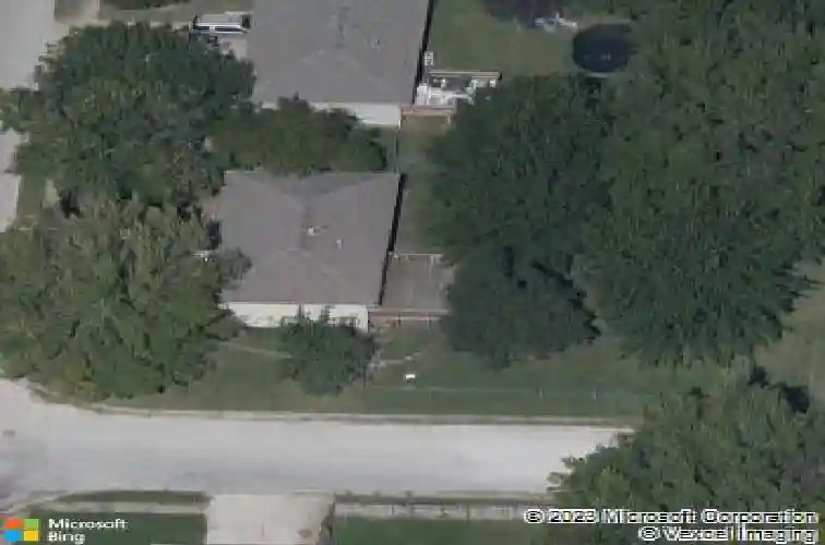 1509 se royal st, oak grove,  MO 64075