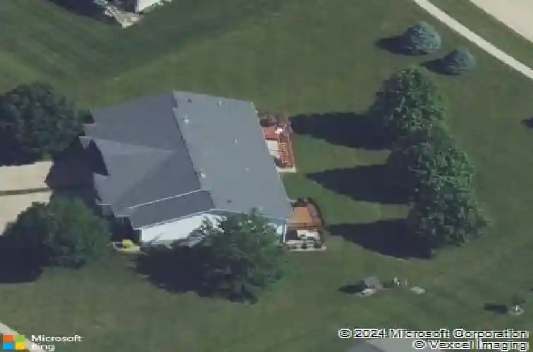 1848 comisky ct, ely,  IA 52227