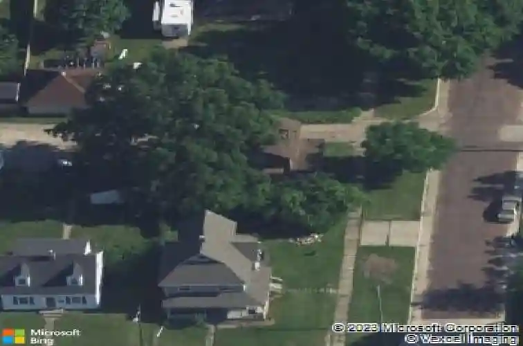 110 14th st nw, cedar rapids,  IA 52405