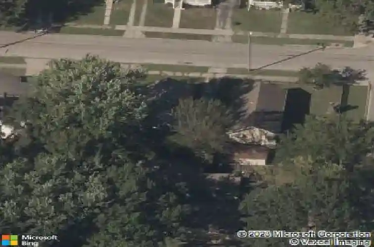 703 w 77th st, kansas city,  MO 64114