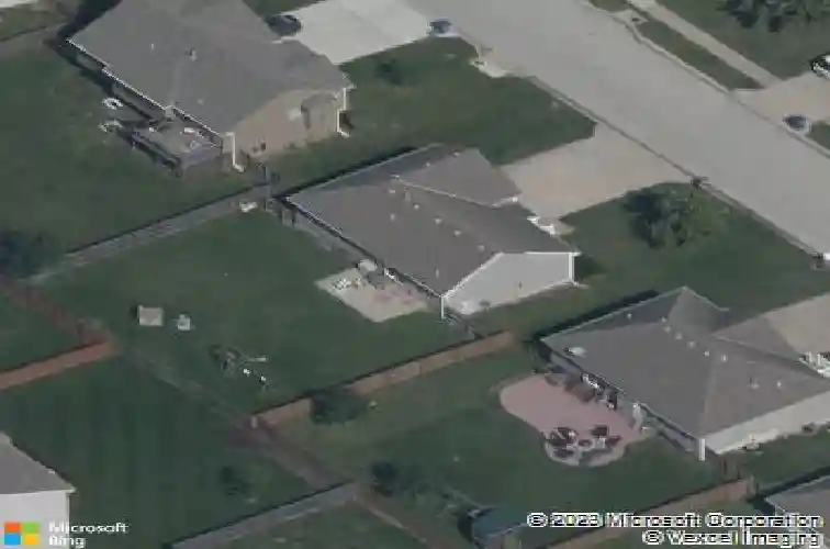 702 nw eagle dr, grain valley,  MO 64029