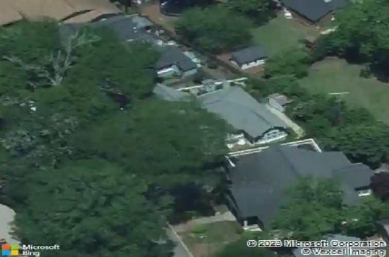 4 myrtle ct, columbia,  SC 29205