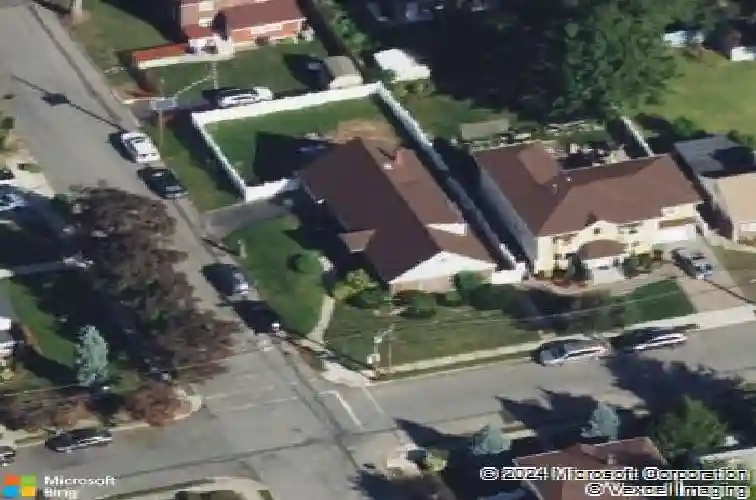 30 cole st, elmwood park,  NJ 07407