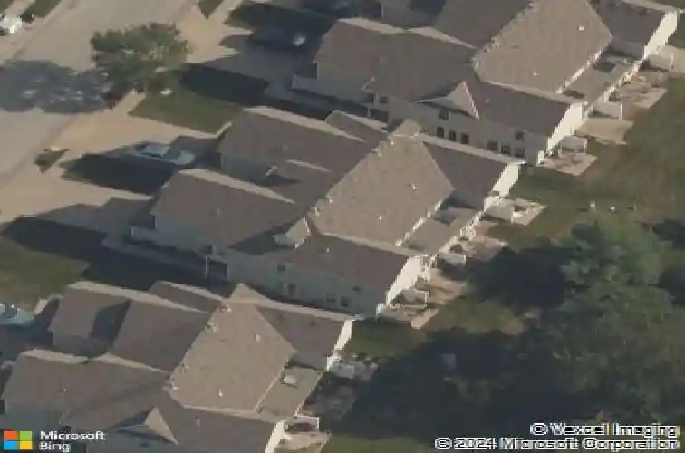 8025 n lawn ave, kansas city,  MO 64119