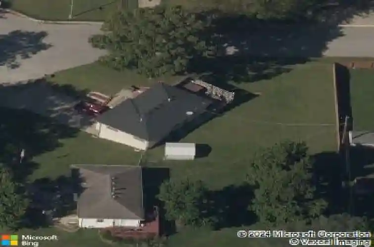 6955 n liberty st, kansas city,  MO 64118