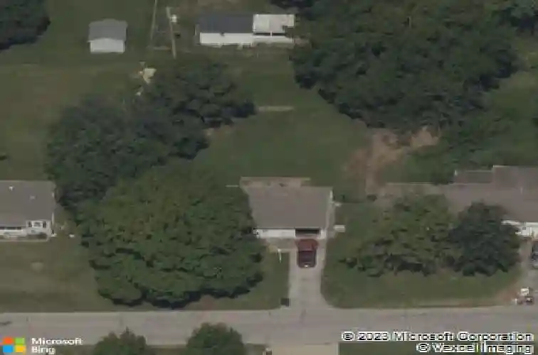 2408 ne 58th st, kansas city,  MO 64118