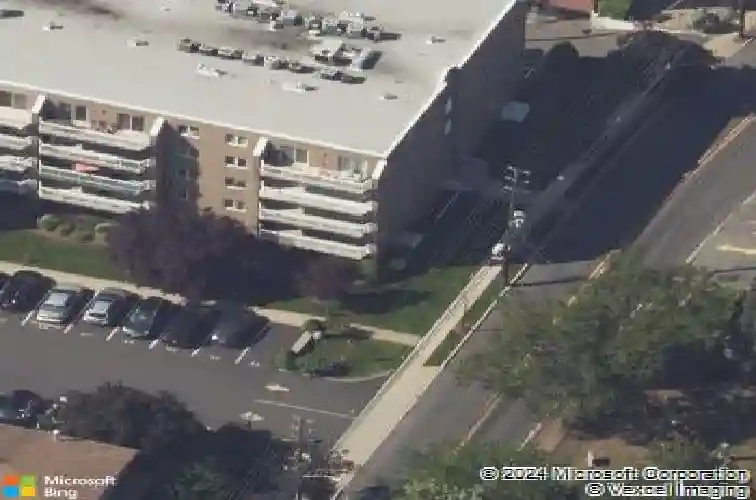 38 moonachie rd, hackensack,  NJ 07601