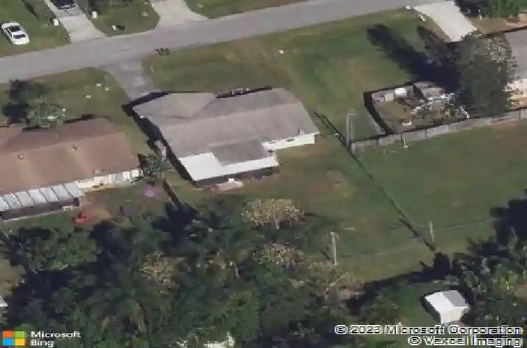 3048 se orchid st, stuart,  FL 34997