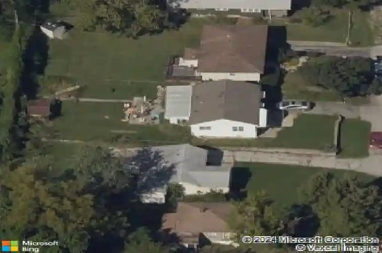 8020 euclid ave, kansas city,  MO 64132