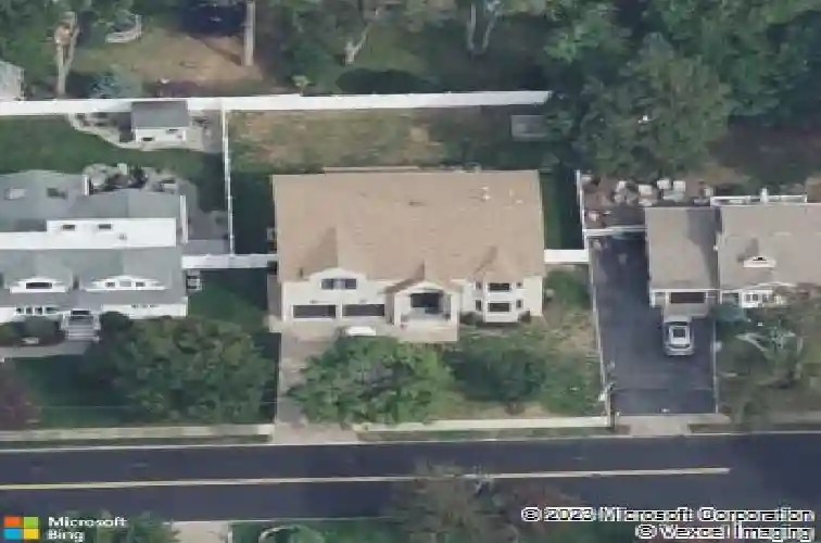 573 green valley rd, paramus,  NJ 07652